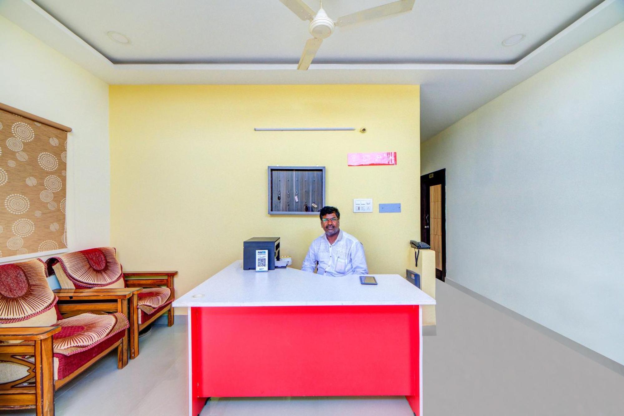 OYO 29567 Ksl Guest House Karimnagar Extérieur photo