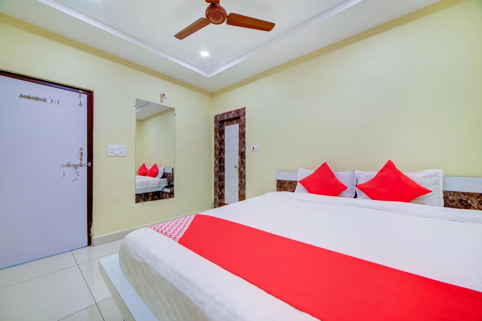 OYO 29567 Ksl Guest House Karimnagar Extérieur photo