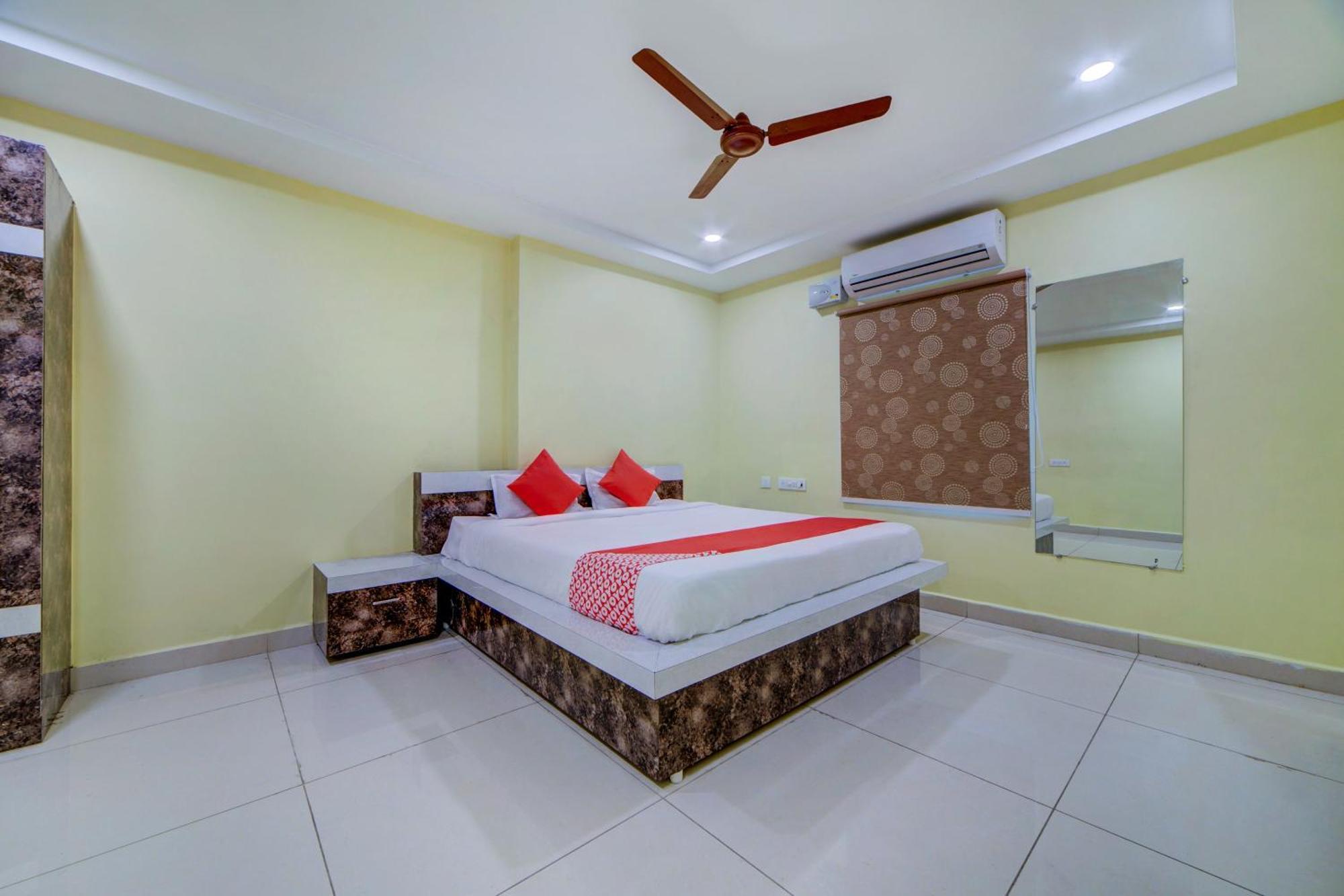 OYO 29567 Ksl Guest House Karimnagar Extérieur photo